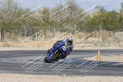 media/Jan-15-2026-Racers Edge (Thu) [[dfebeb70ab]]/2-A Group/Session 5 Turn 2/